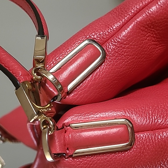 Coach Madison pebbled leather Phoebe shoulder bag - Picture 8 of 12